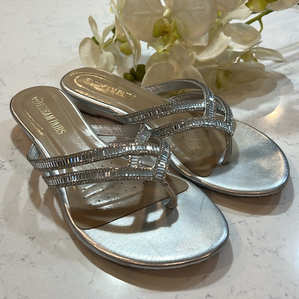 DREAM PAIRS Women's Fashion Rhinestones Design Slides Sandals Size 8 - Picture 2 of 14